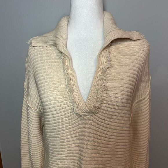 Heyson cream textured fringe collared vneck sweater size S - Picture 2 of 10